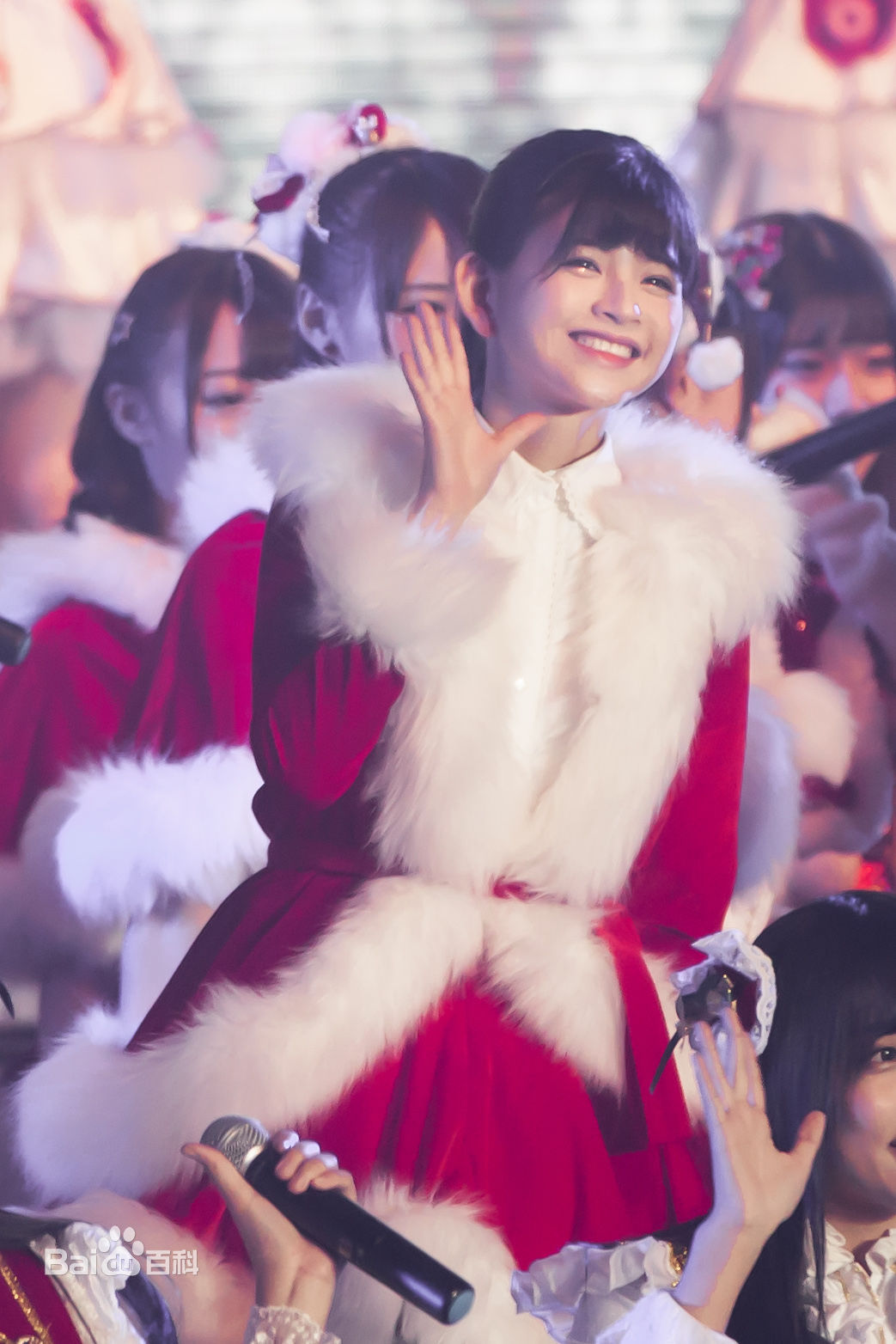 林思意(Sissi)2016第二届REQUEST TIME 30 演唱会性感图片图集