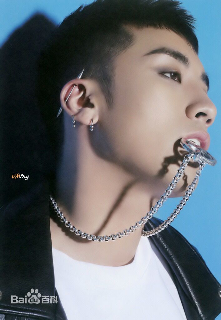 李胜贤（李昇炫）(/Lee Seung-hyun/Victory/V.I)胜利生活照相册