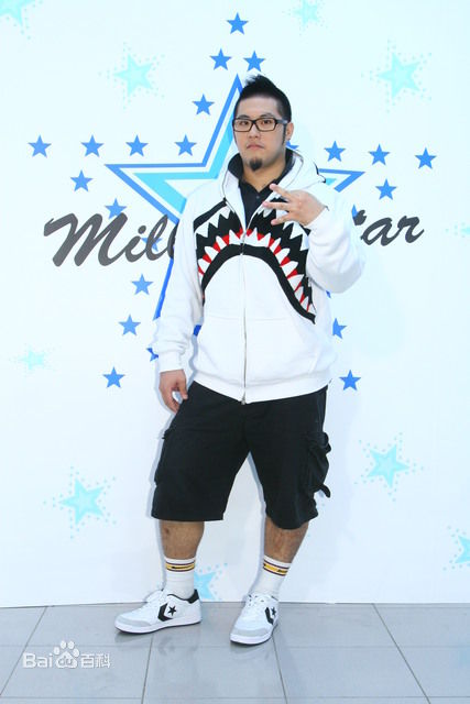 高清李伯恩(Born)图片