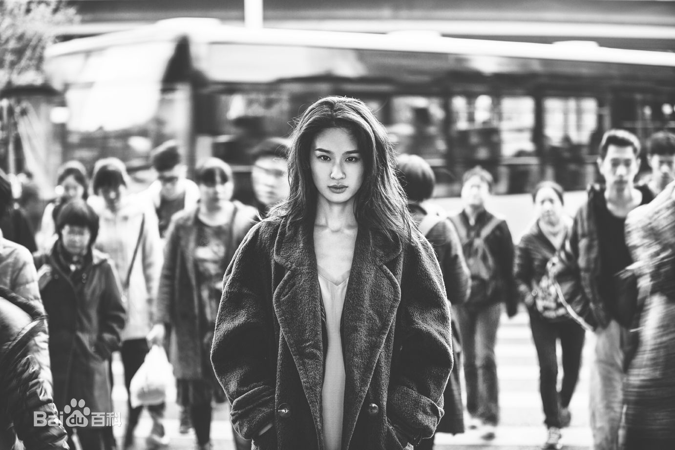 屈菁菁最新图集