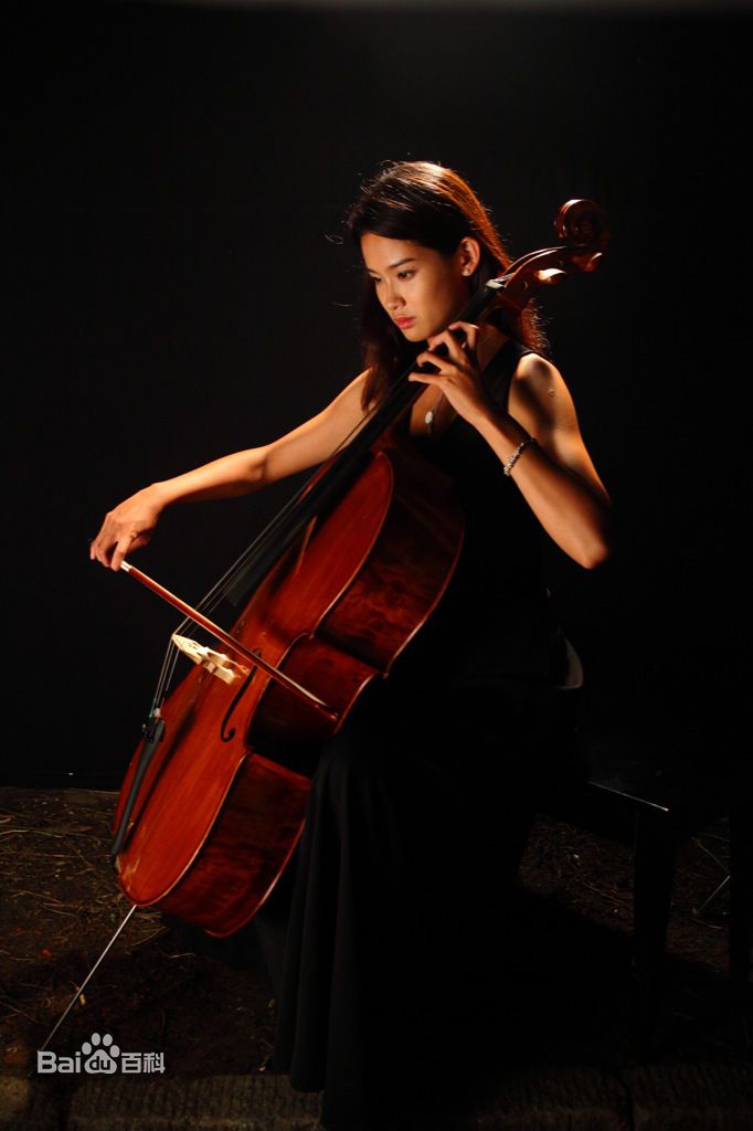 屈菁菁最新图集