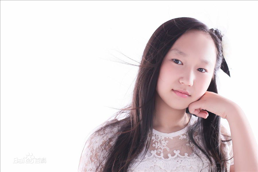 王馨(Kala)生活照生活照相册