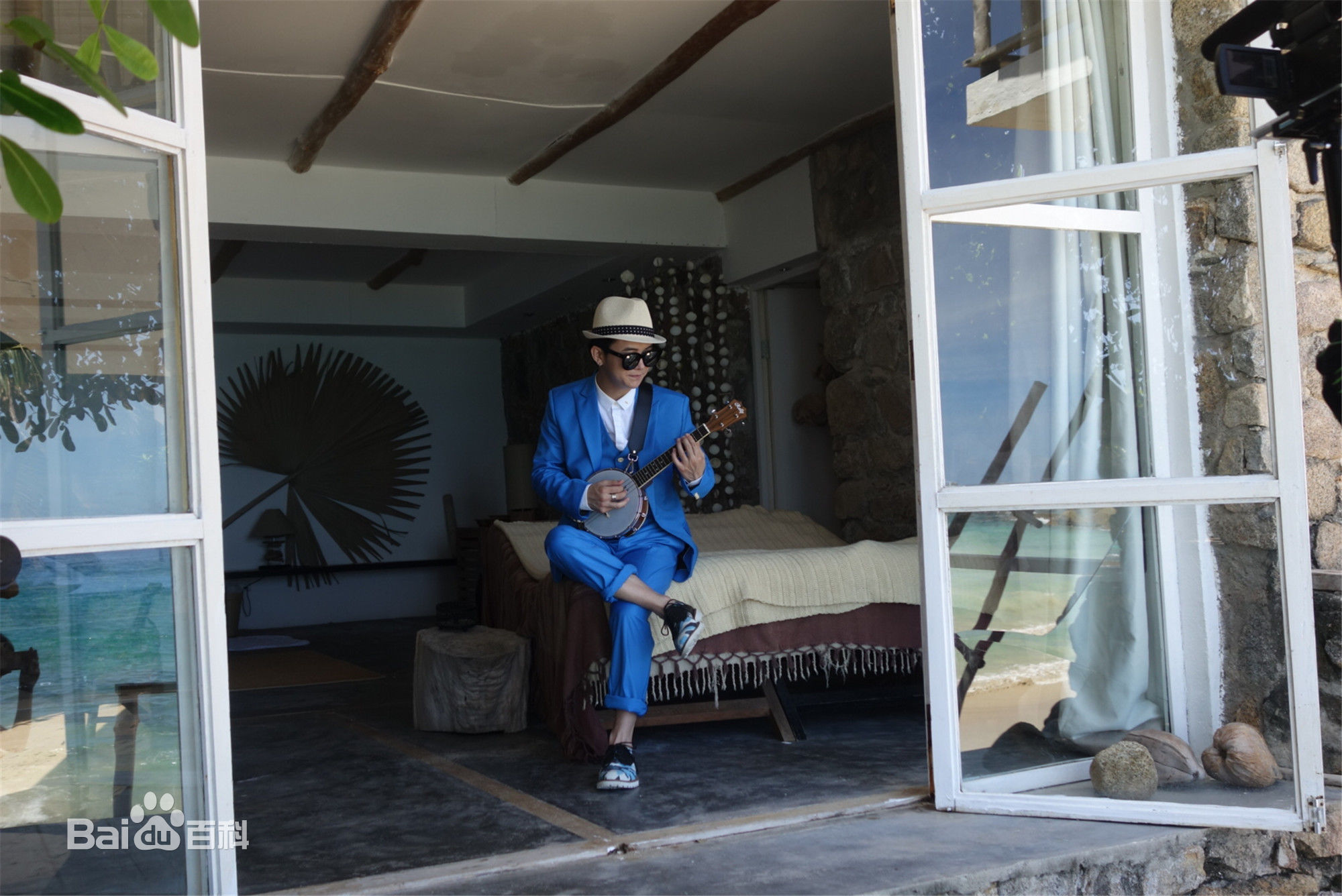 张燕峰微博照片前后照片