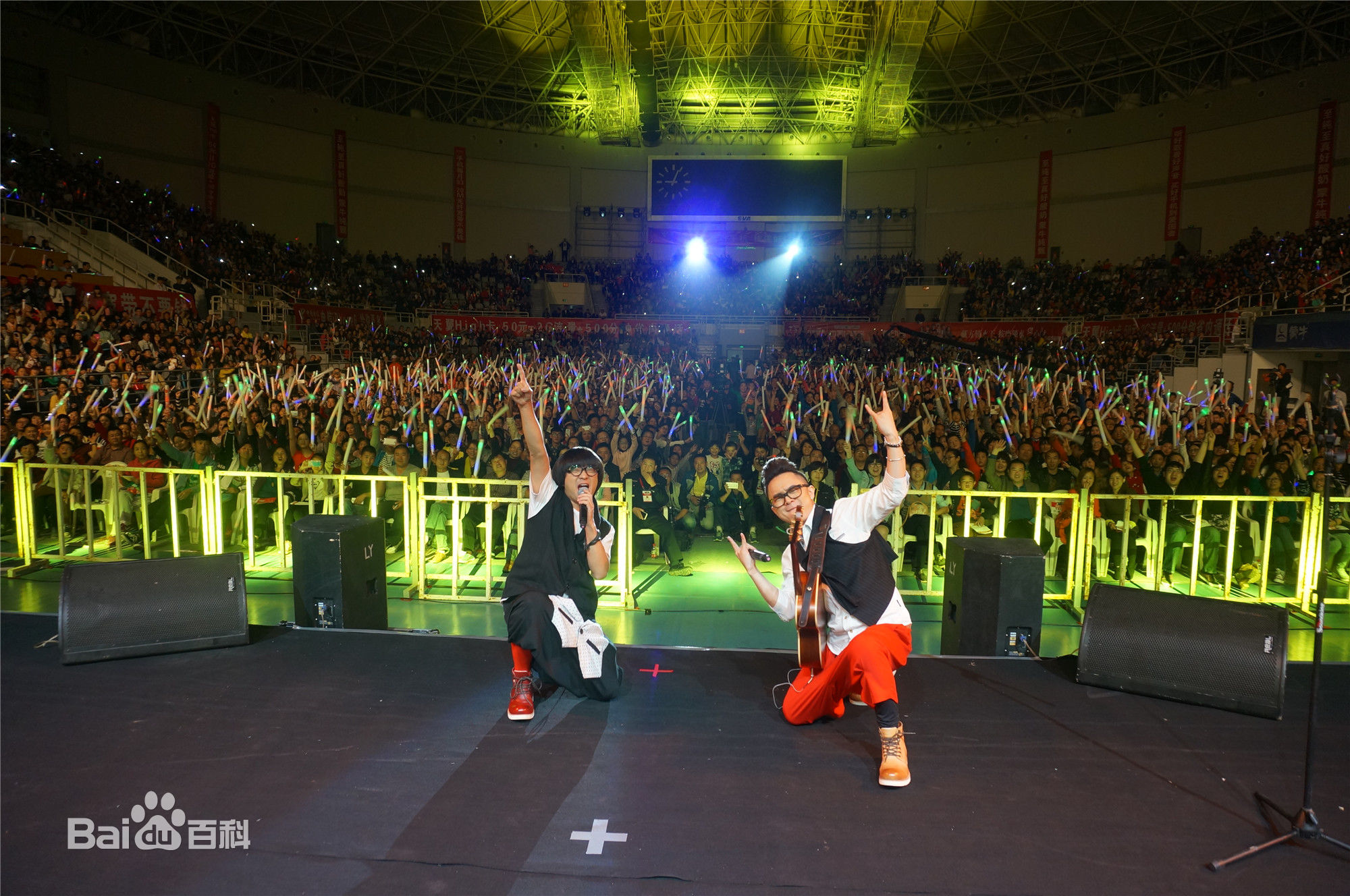 张燕峰微博照片前后照片