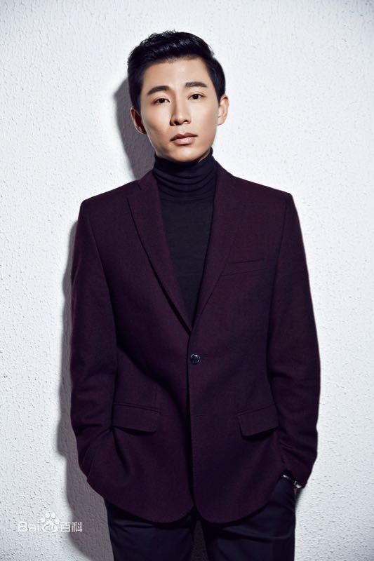 高清王翰涛性感图片