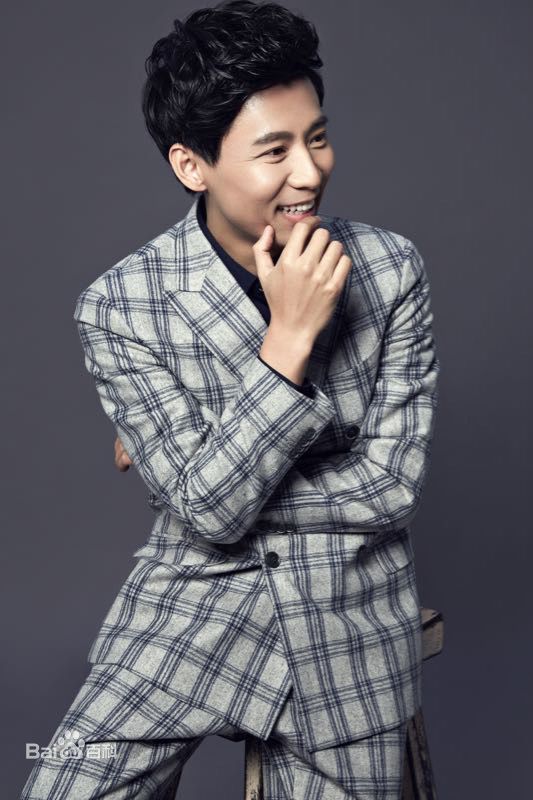 高清王翰涛性感图片