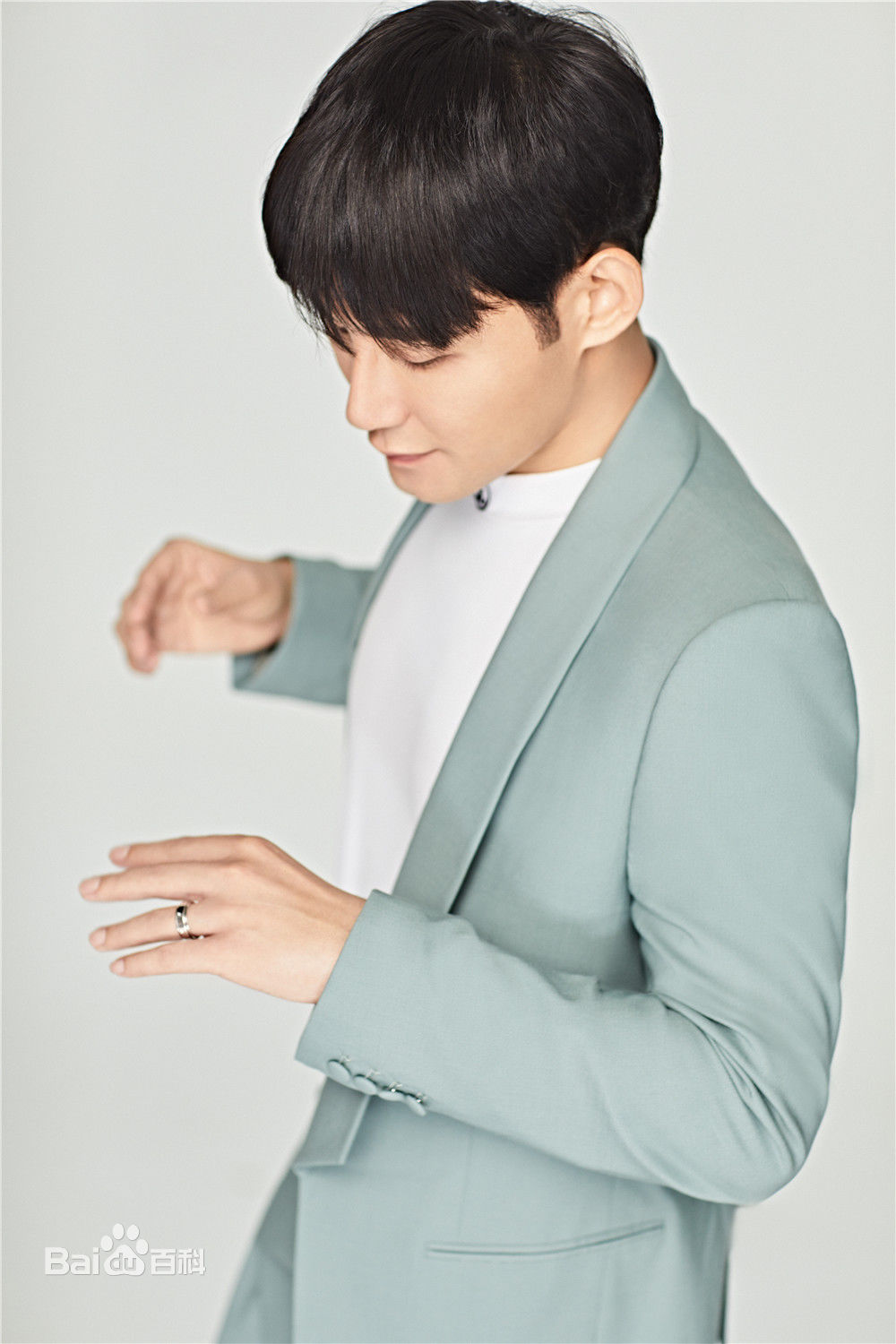 高清高凯元图片