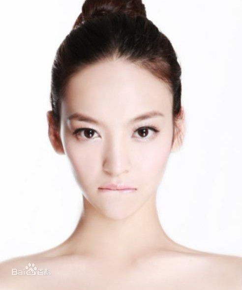 最新尤靖茹(Una)性感图片