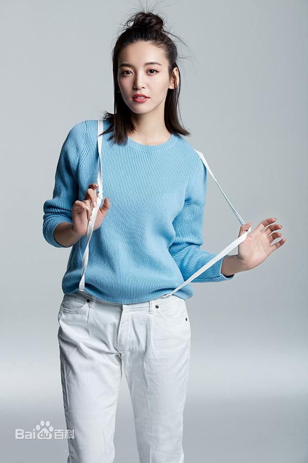 尤靖茹(Una)最新生日壁纸