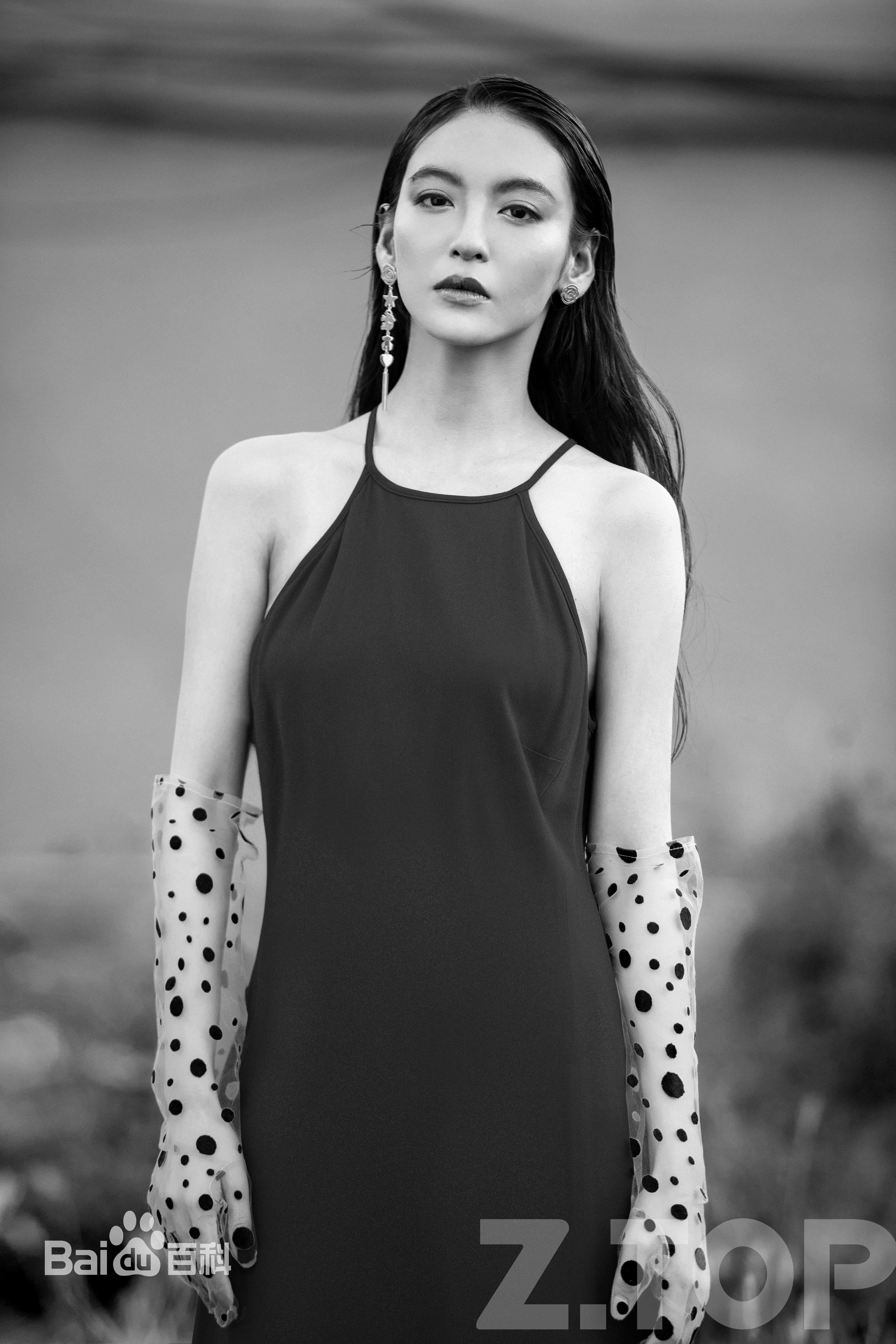 尤靖茹(Una)精选《Z-TOP》图册