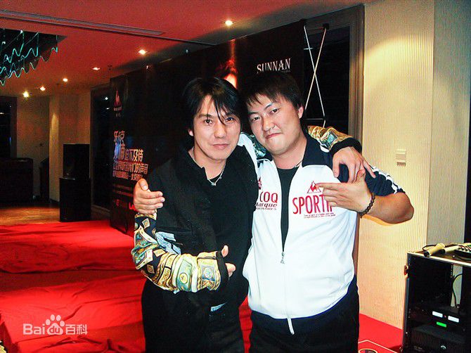 韩冰一些合影性感图片图集