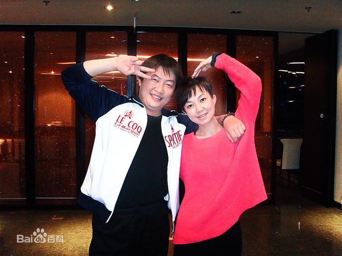 韩冰一些合影性感图片图集