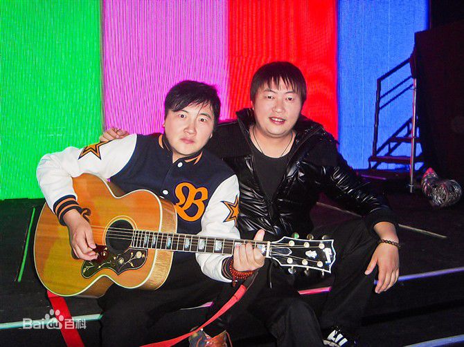 韩冰一些合影性感图片图集