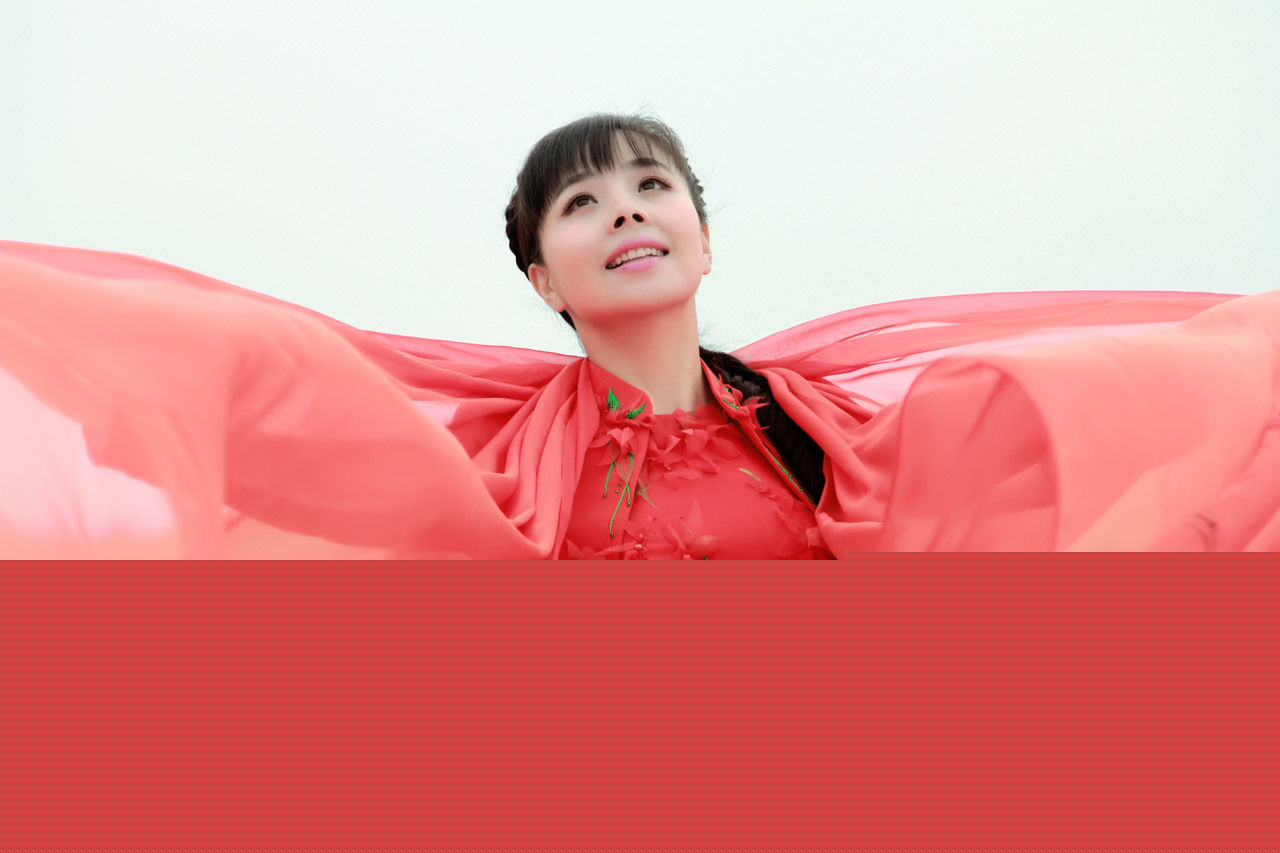 王二妮参演MV壁纸壁纸