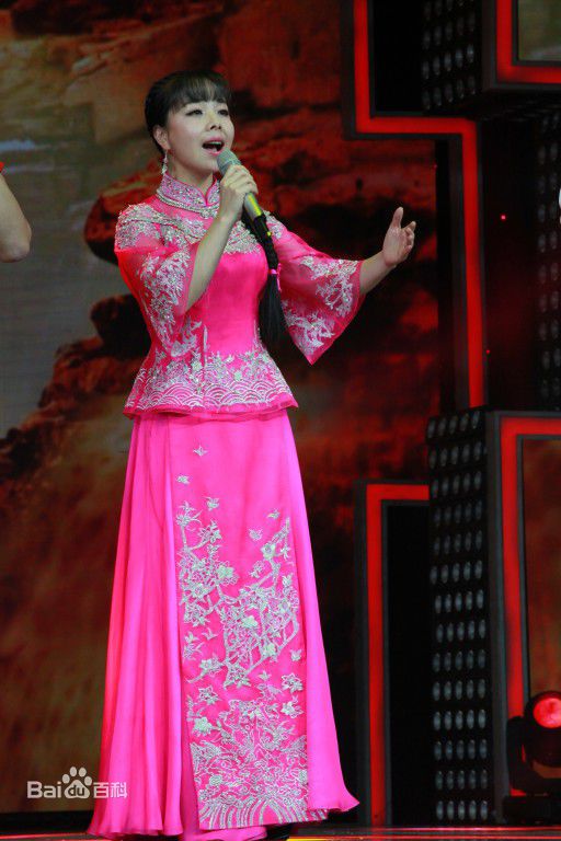 王二妮越战越勇图片图集