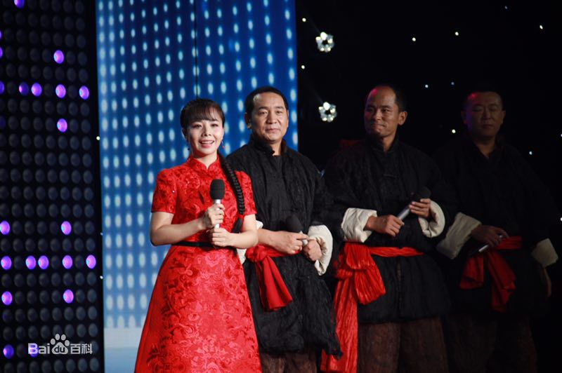 王二妮非常星发布图片图集