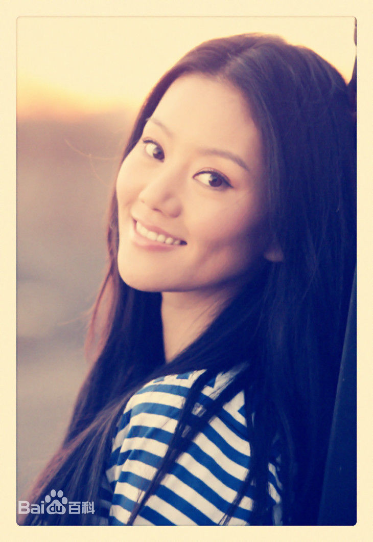 湛雅书生活照性感图片图集