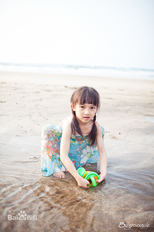 谢语恩(Lucia)最新乐乐壁纸