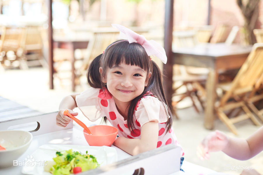 谢语恩(Lucia)最新乐乐壁纸