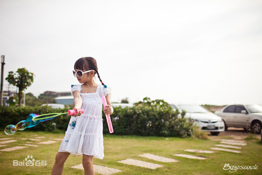 谢语恩(Lucia)最新乐乐壁纸