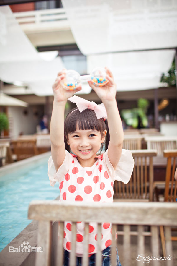 谢语恩(Lucia)最新乐乐壁纸