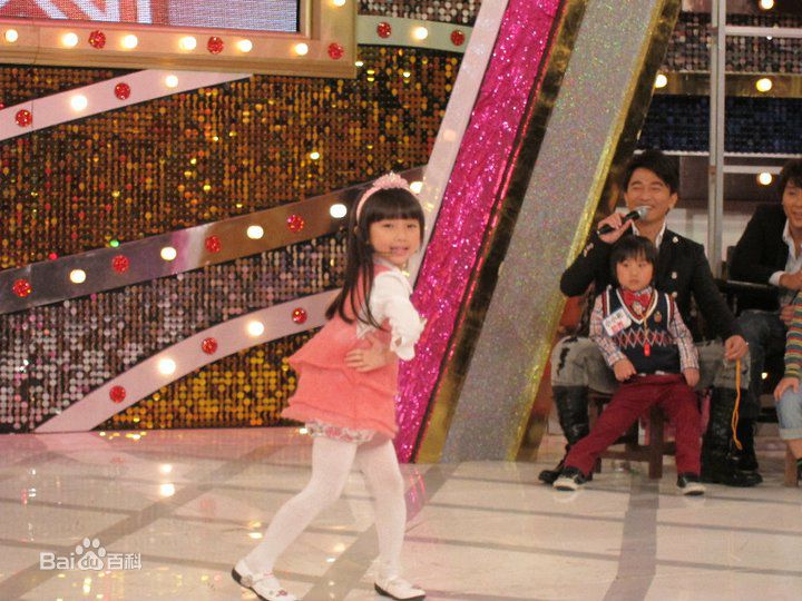 谢语恩(Lucia)录制综艺大国民前后照片