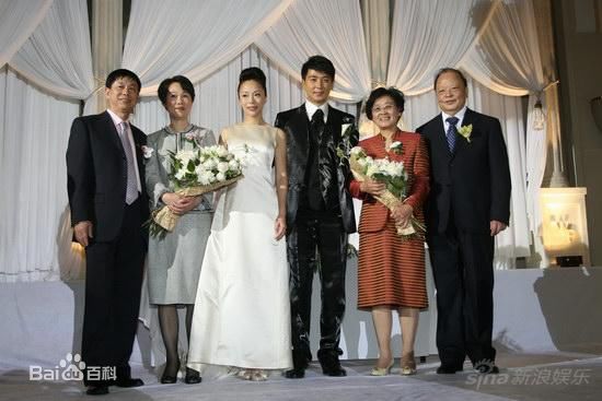 何珈好结婚照性感图片图集