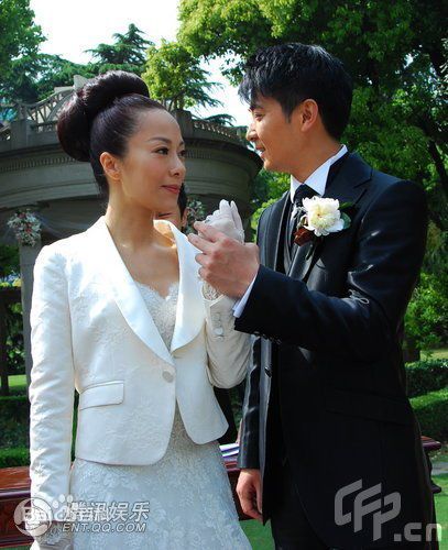 何珈好结婚照性感图片图集