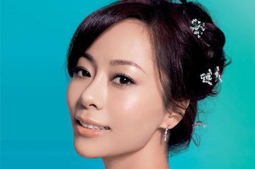 何珈好前后照片