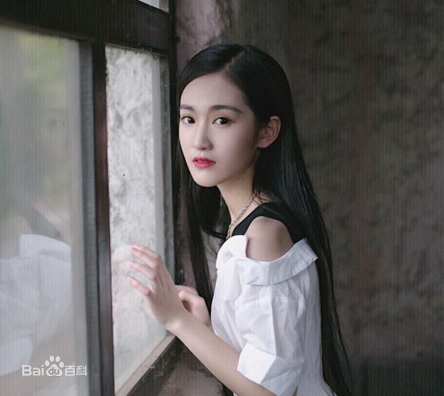 黄诗佳(Huang Shijia)概述图册素颜照壁纸