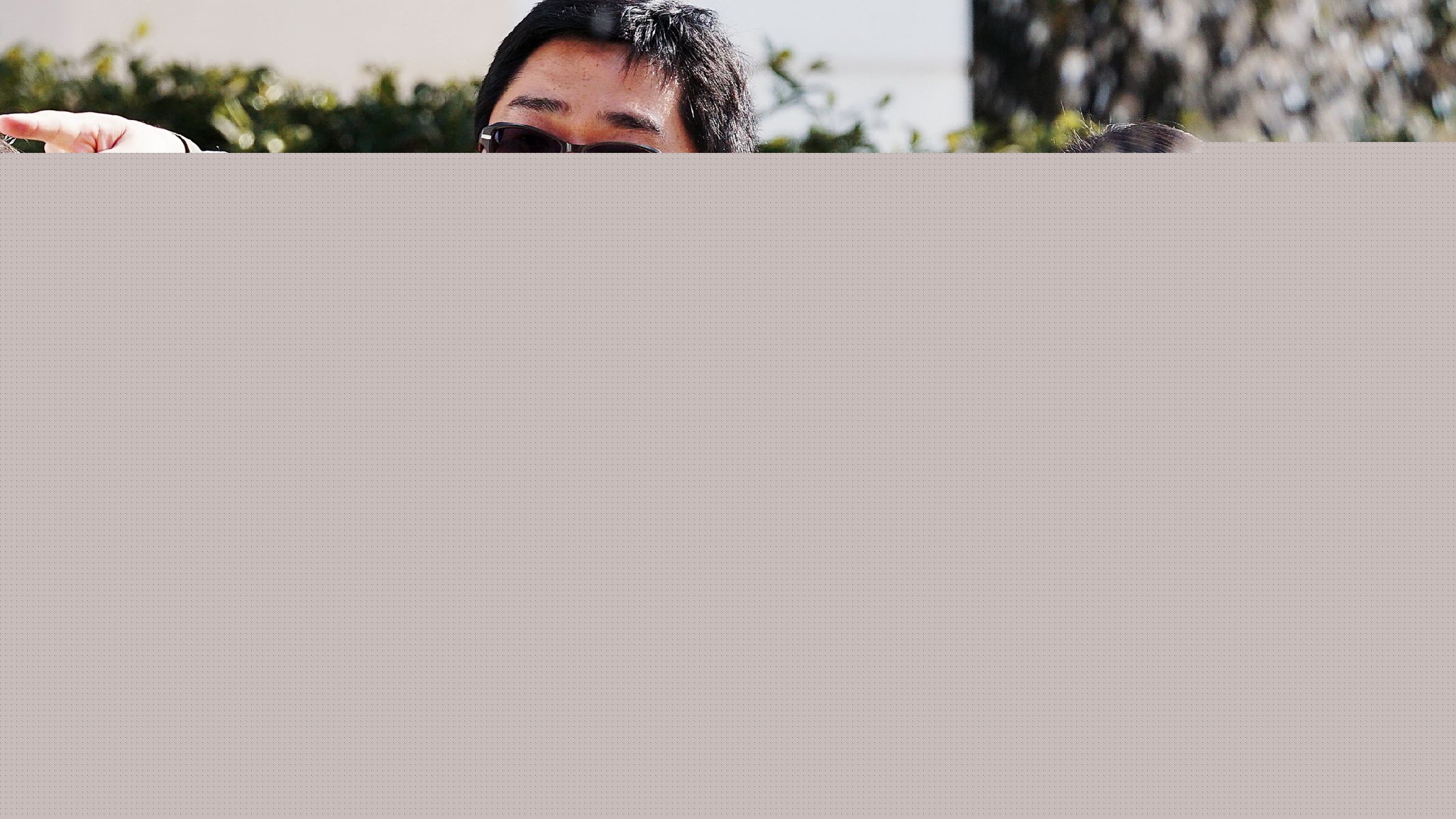 侯亮人物照图册