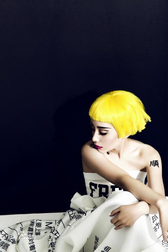 李斯丹妮(Dany Lee)歌曲宣传照性感图片壁纸