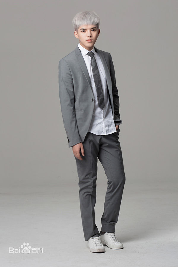 俊杰(VO)最优质个人相册