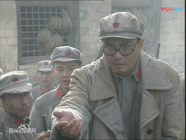 张晓林饰李克农前后照片