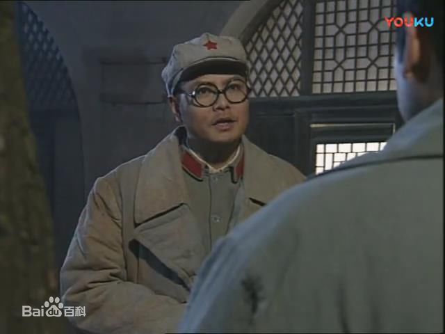 张晓林饰李克农前后照片