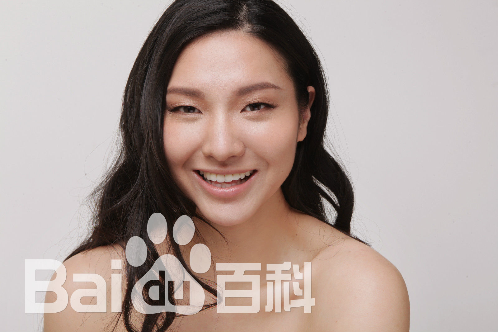 吴冬妮(Nina Wu)广告平面前后照片