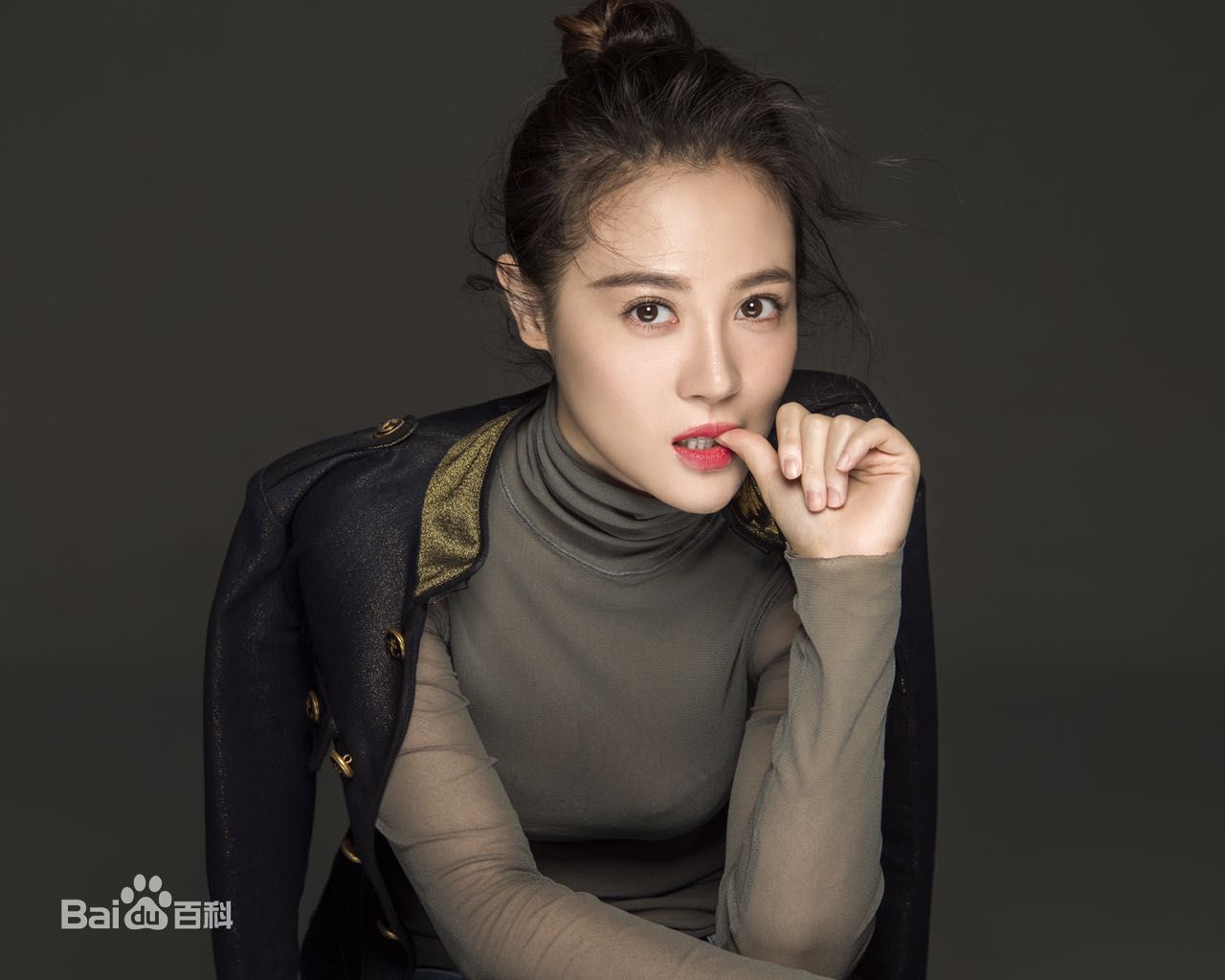 鲁冠廷(luguanting)最新多彩壁纸