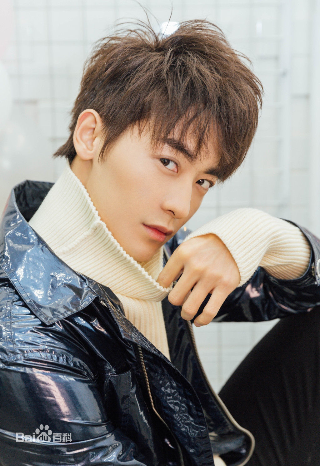 赵志伟前后照片