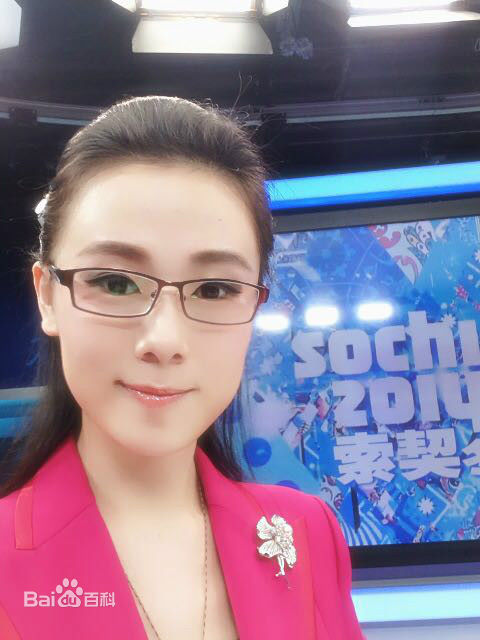 杨一精美图册壁纸壁纸