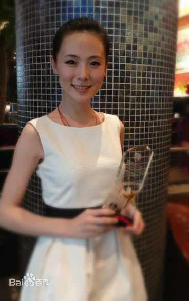 杨一精美图册壁纸壁纸