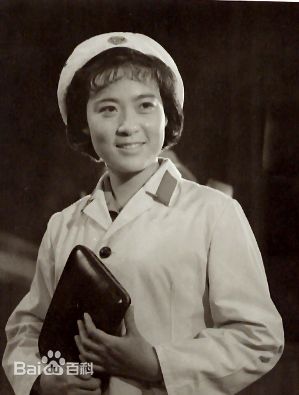 最优质施建岚素颜照