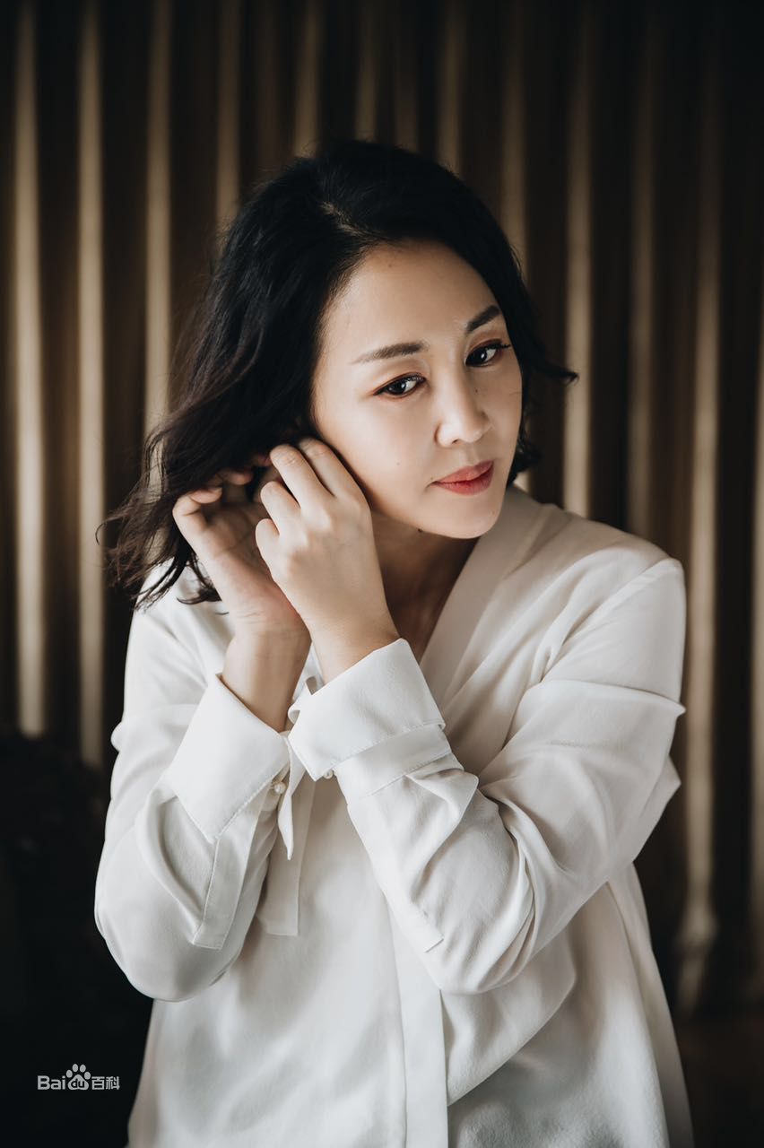 熊睿玲精选集图册