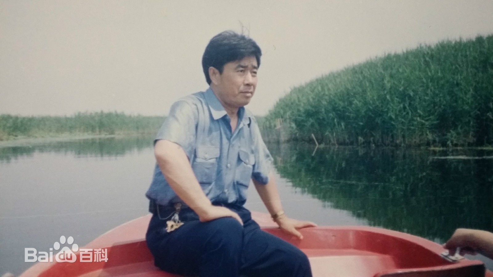 李海龙生活照与合影图片图册