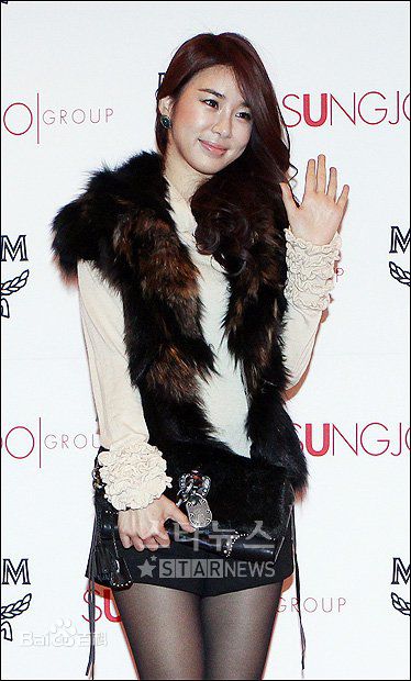 劉寅娜(Yoo In-Na)刘仁娜出席活动照图片图集