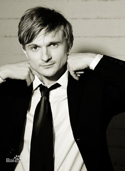 最新弗罗里安·卢卡斯精彩图册