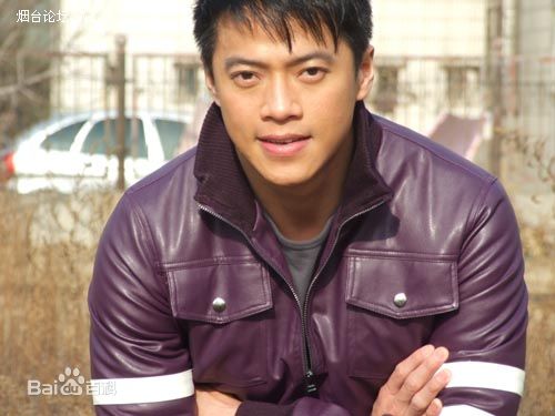 王驹(Roy)生活照图片图册