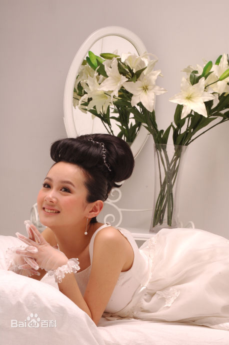 解昕怡(Christina)艺术照图片图册