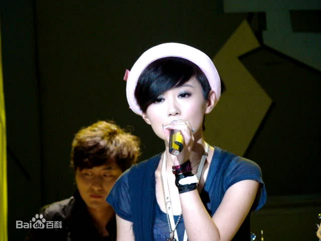 解昕怡(Christina)生活照壁纸壁纸