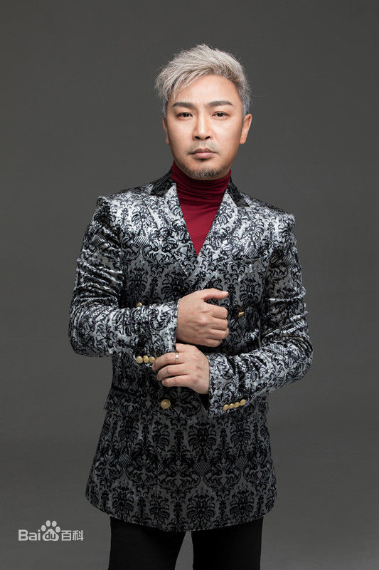 最新陈少华性感图片