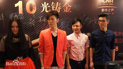 张赫宣红毯秀生活照相册